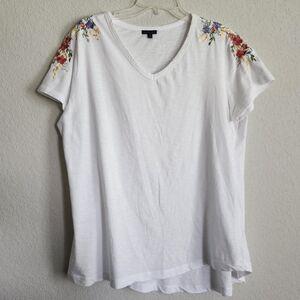 HANNAH Size XL Floral Embroidery 100% Cotton Short sleeve T-shirt Top NWOT